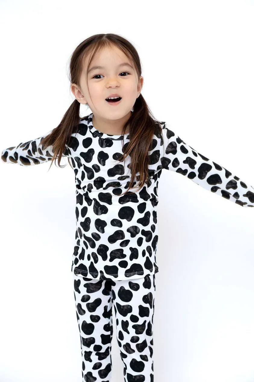 Little Pajama Co. Long Sleeve 2 Piece Set - Cow